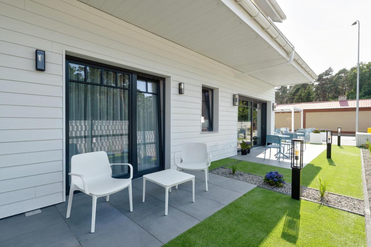 Flamingo Residence Apart Hotel Dziwnow Exterior photo