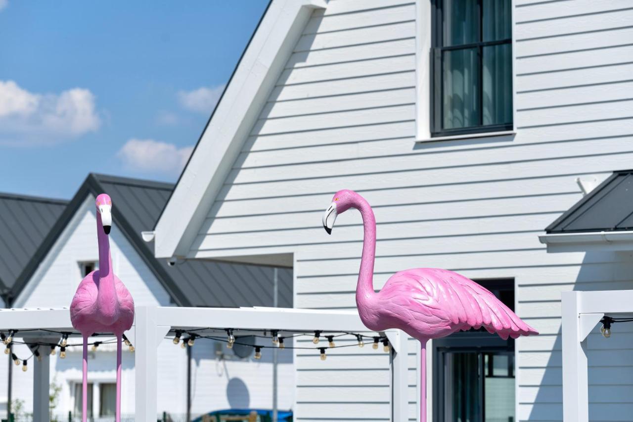 Flamingo Residence Apart Hotel Dziwnow Exterior photo
